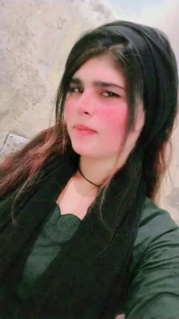 @FARAH Rajput 🫵🏼