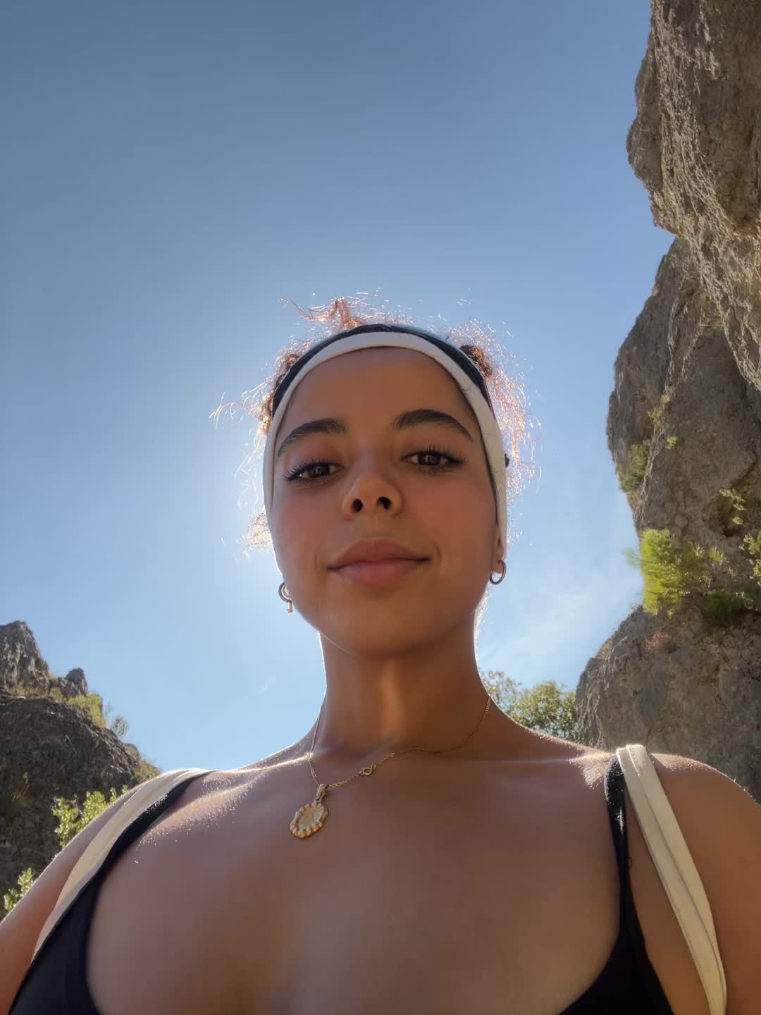 @Mia🦋
