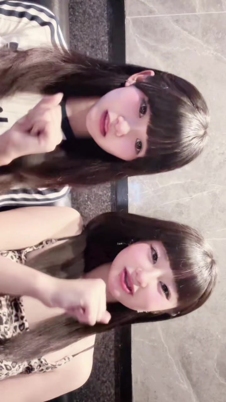@まりん
