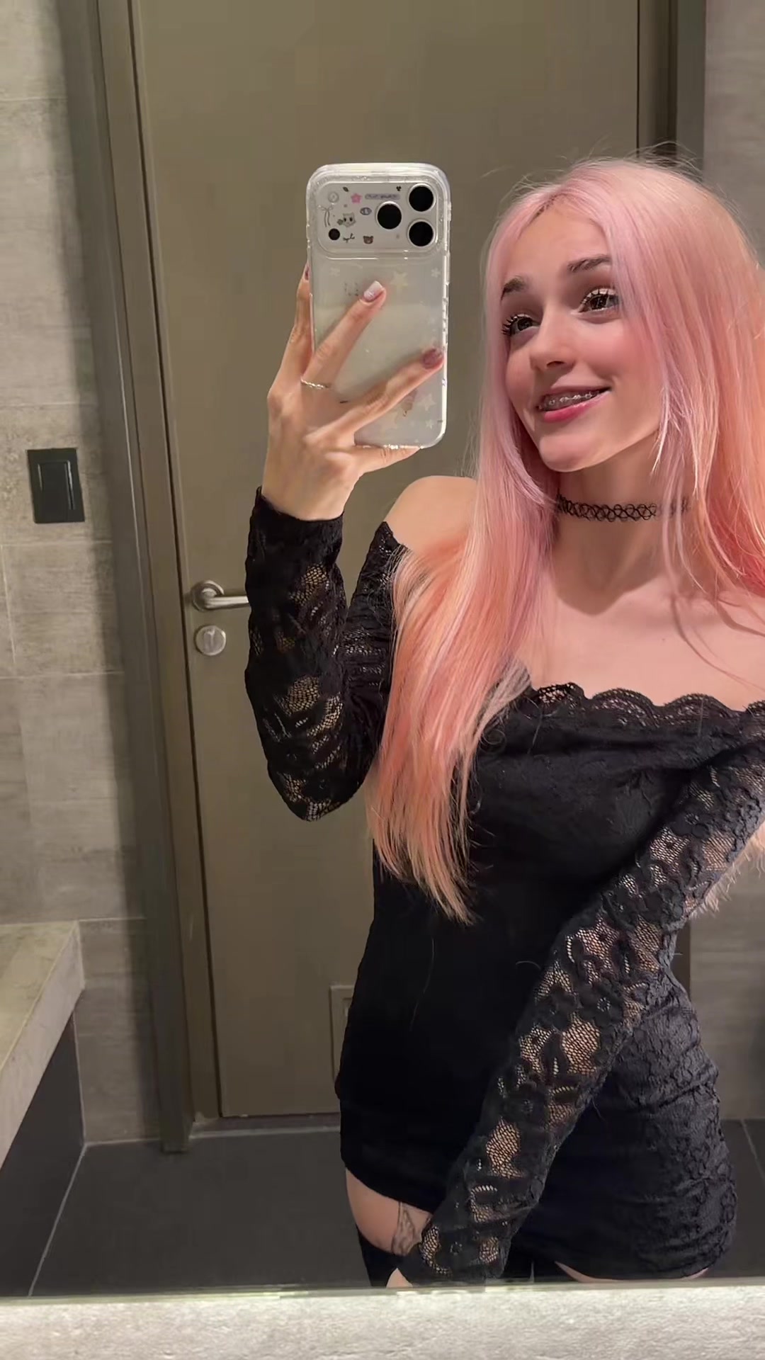 @𝐦𝐢𝐚 𝐮𝐰𝐮