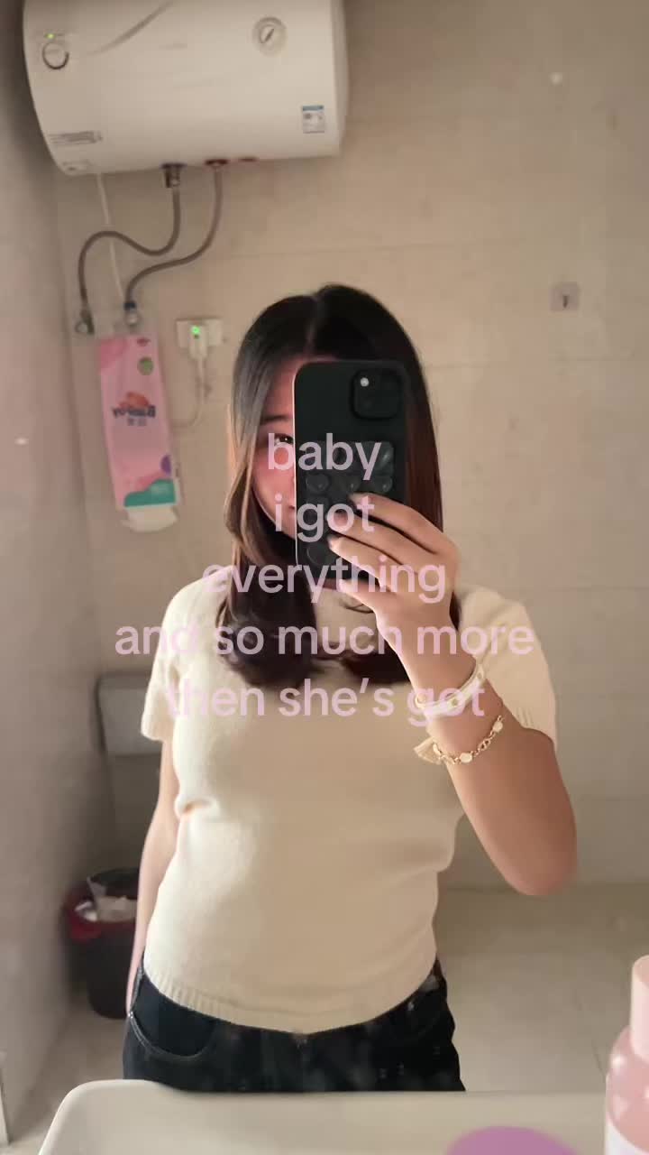 @𝑬𝒎𝒆𝒍𝒊𝒏𝒆