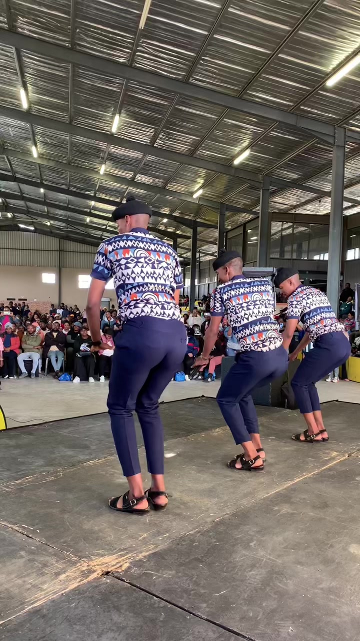 @Mxourvah the stylist