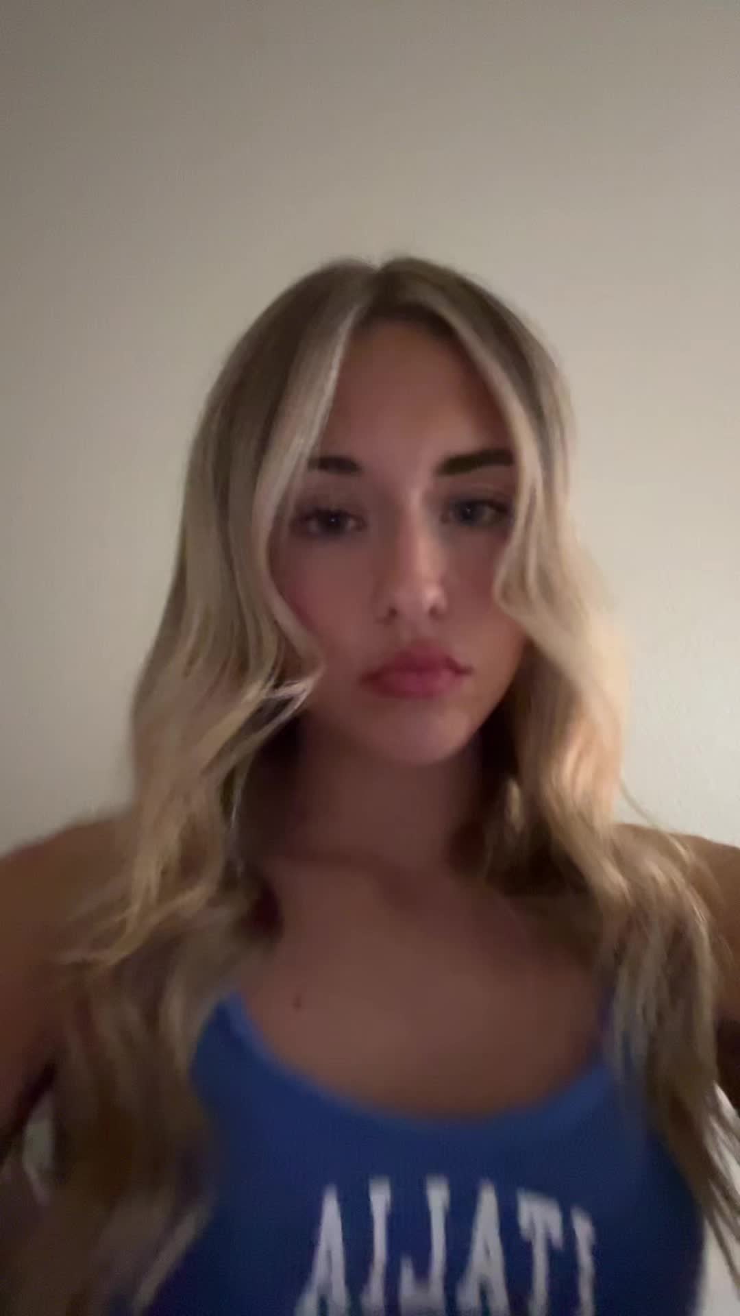 @⭐️EM⭐️