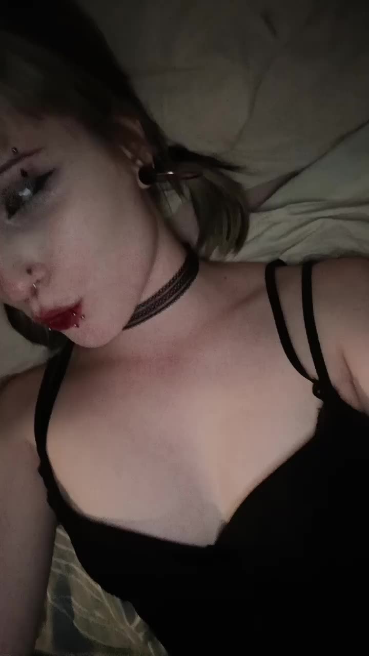 @𝔳𝔬𝔩𝔡𝔢𝔪𝔞𝔯𝔞