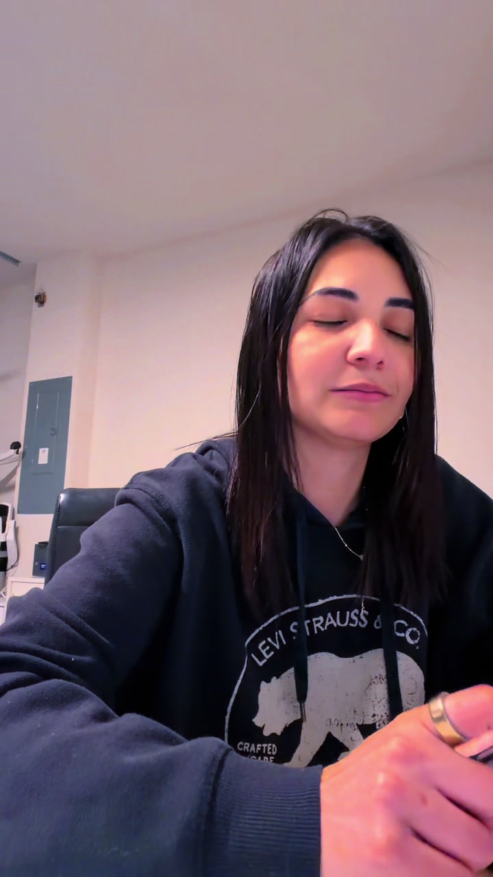 @^GioURivero
