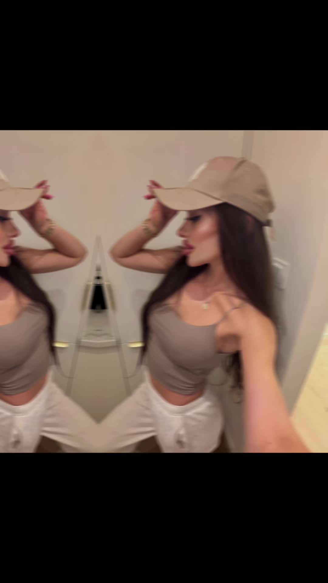 @domi_anna_presley