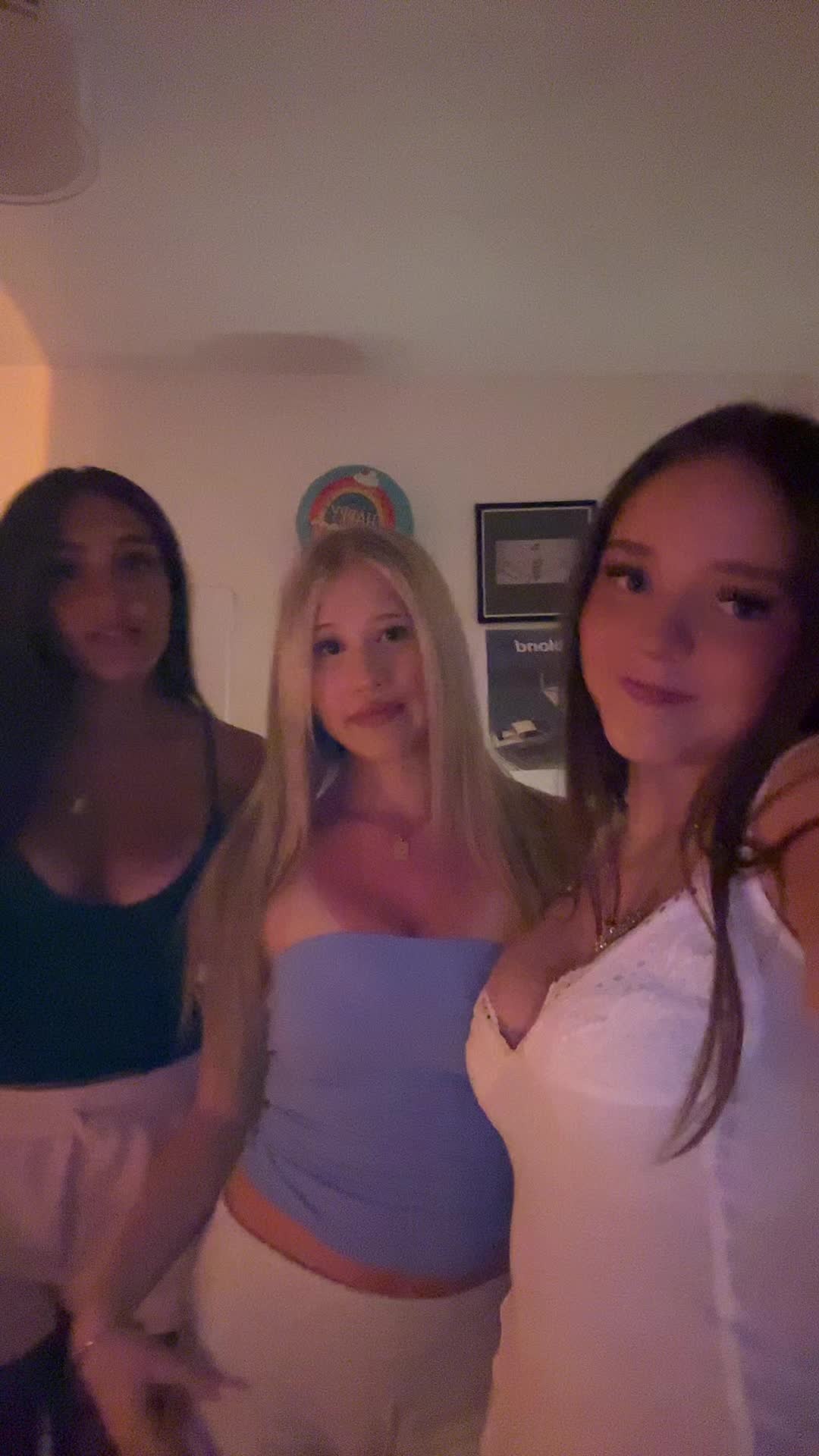@😝