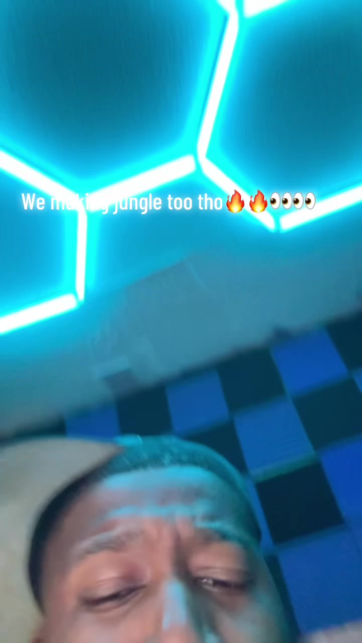 @NIIINETEEN99