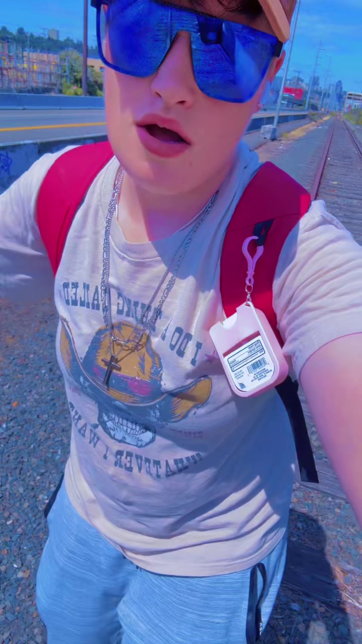 @PizzaNinja1997♑️