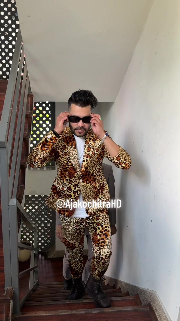 @AjakochitraHD