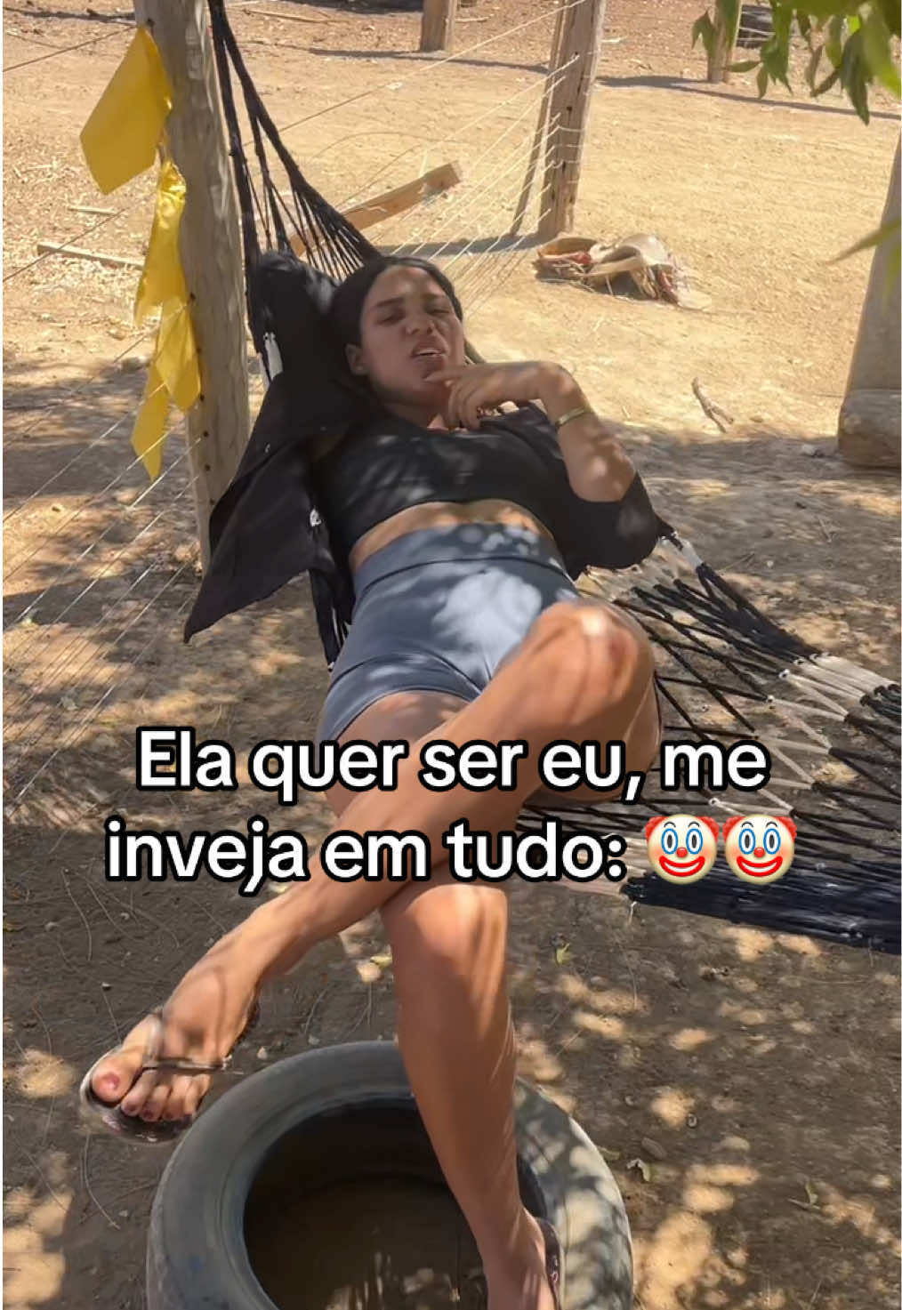 @monicadejatoba