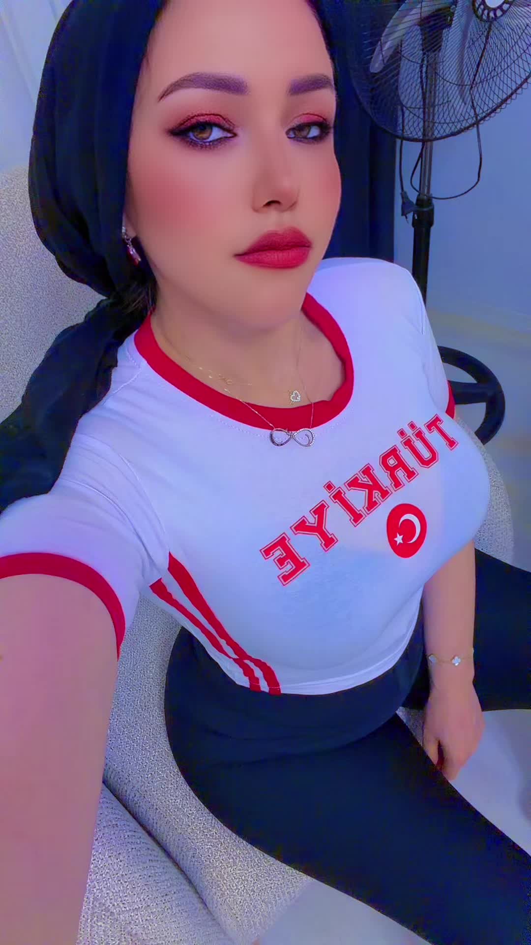 @🧚&zwj;♀️ Peri 🧚&zwj;♀️