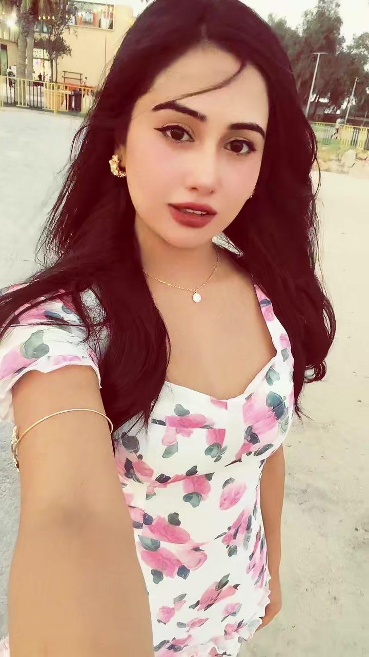 @Anu❤️&zwj;🩹