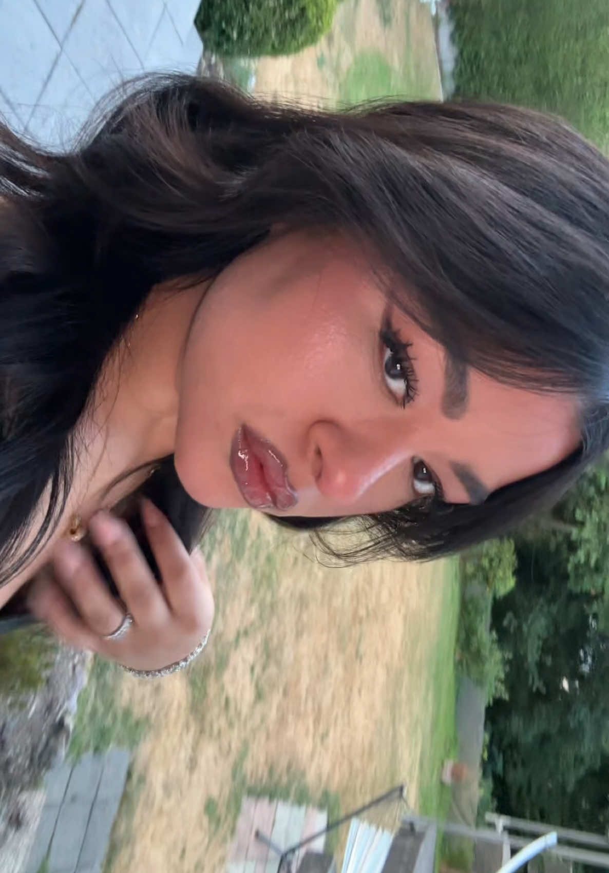 @Akilelivee