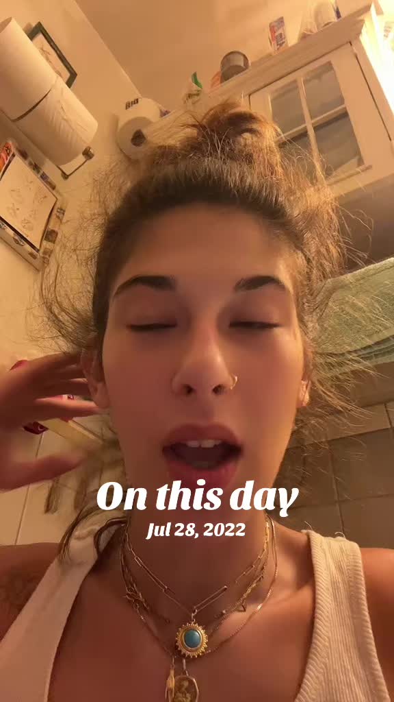 @MillieeNaro