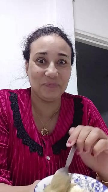 @إلهام فيروزي