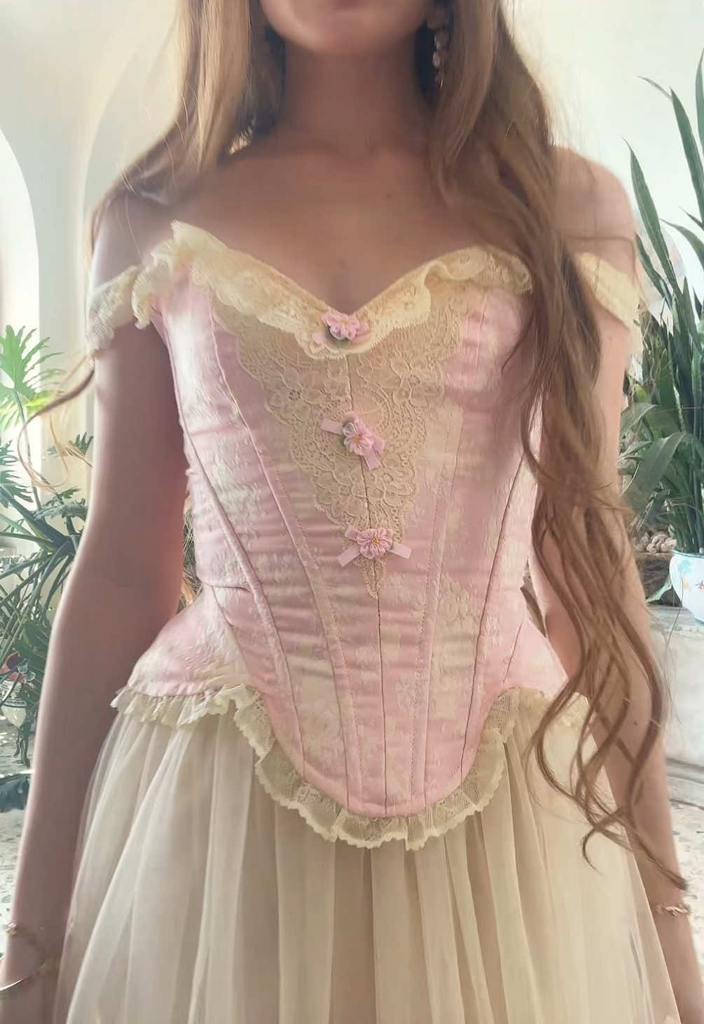 @𝒫𝑒𝓃𝑒𝓁𝑜𝓅𝑒 ୨୧
