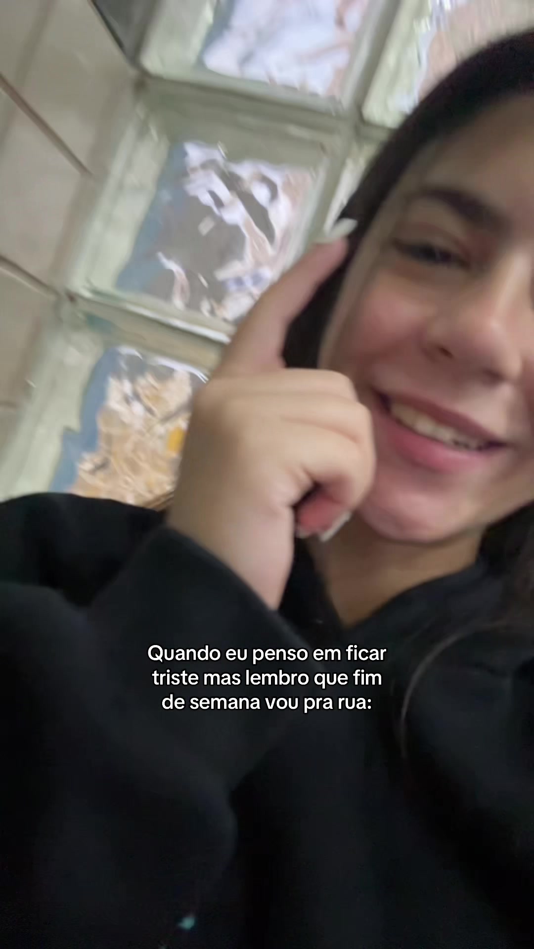 @melzinha_moraess