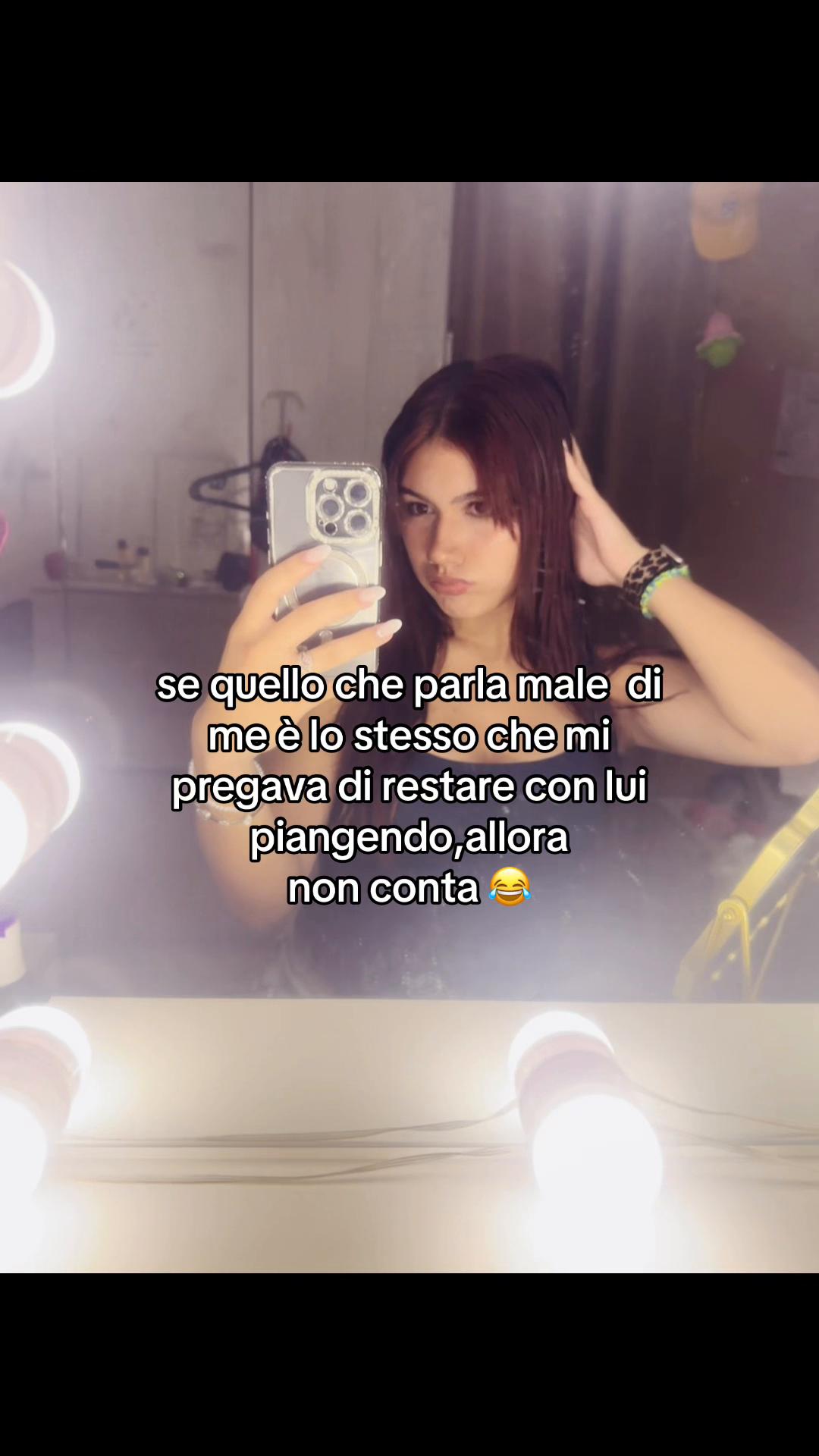 @nicole