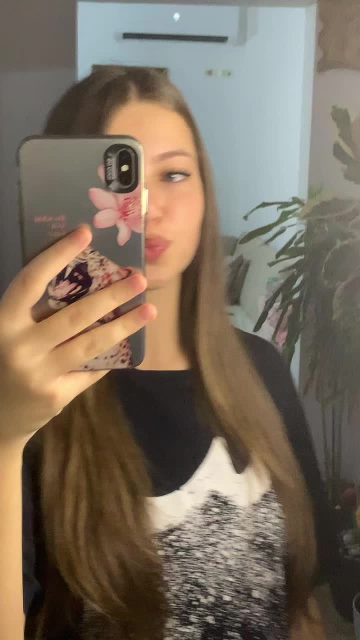 @𝒮