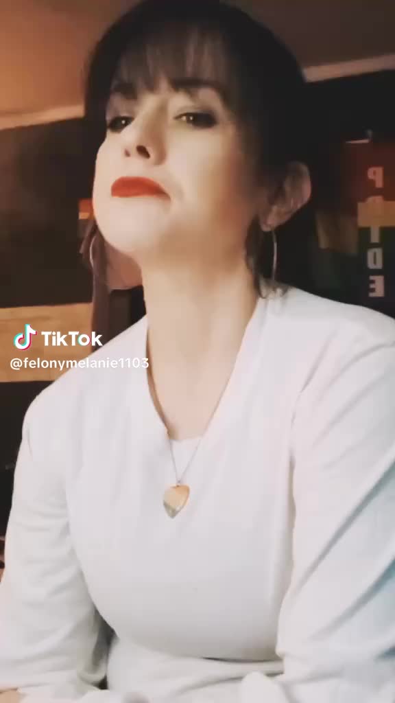 @FelonyMelanie87