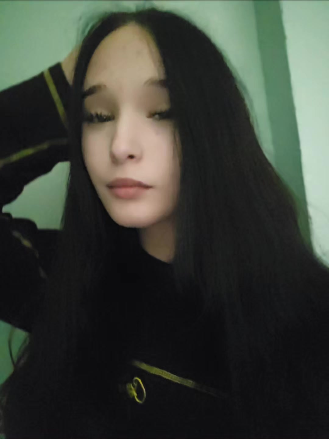 @чёрная