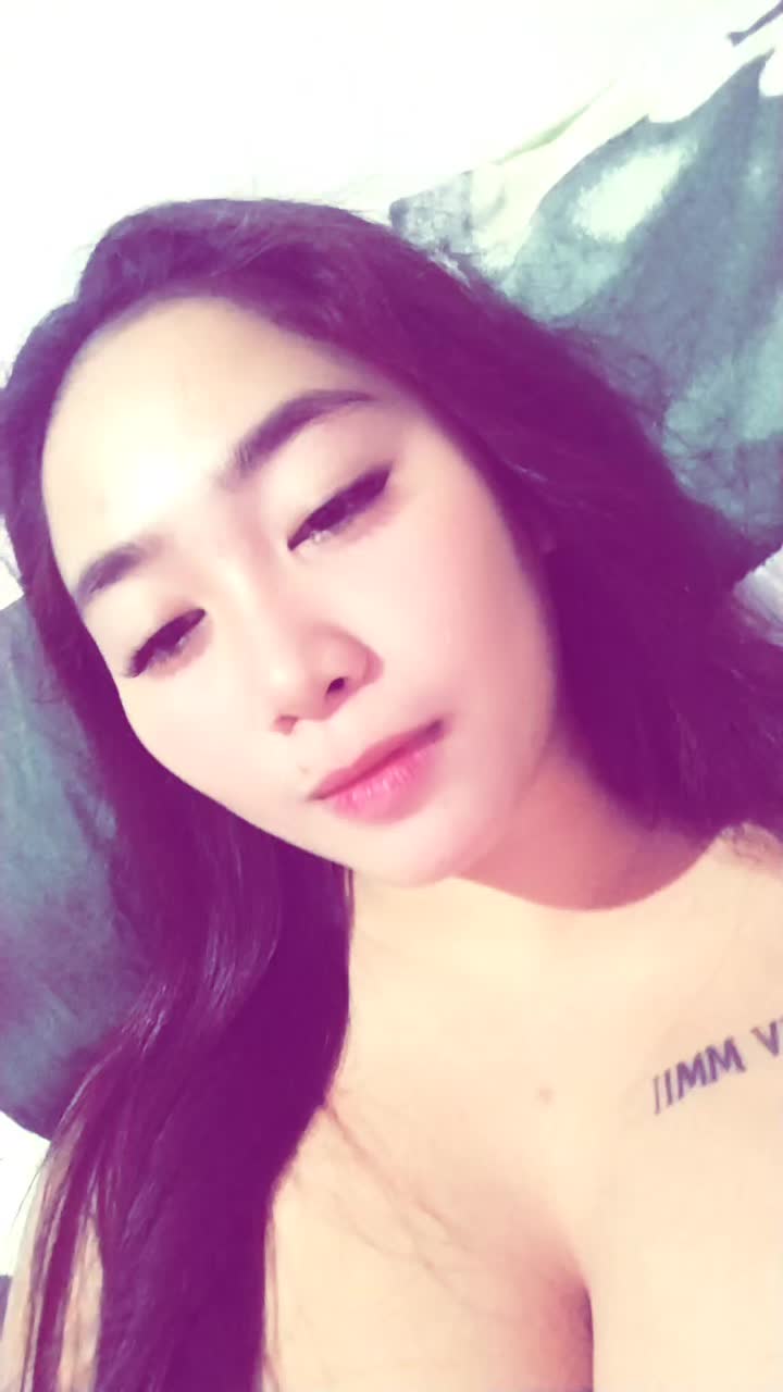 @hottita21