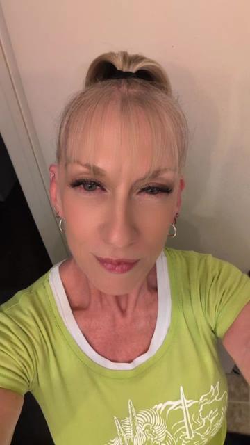 @Phoenixgirl1