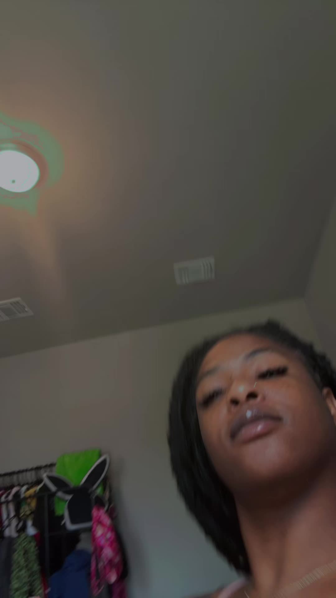 @yeahimtyeshae