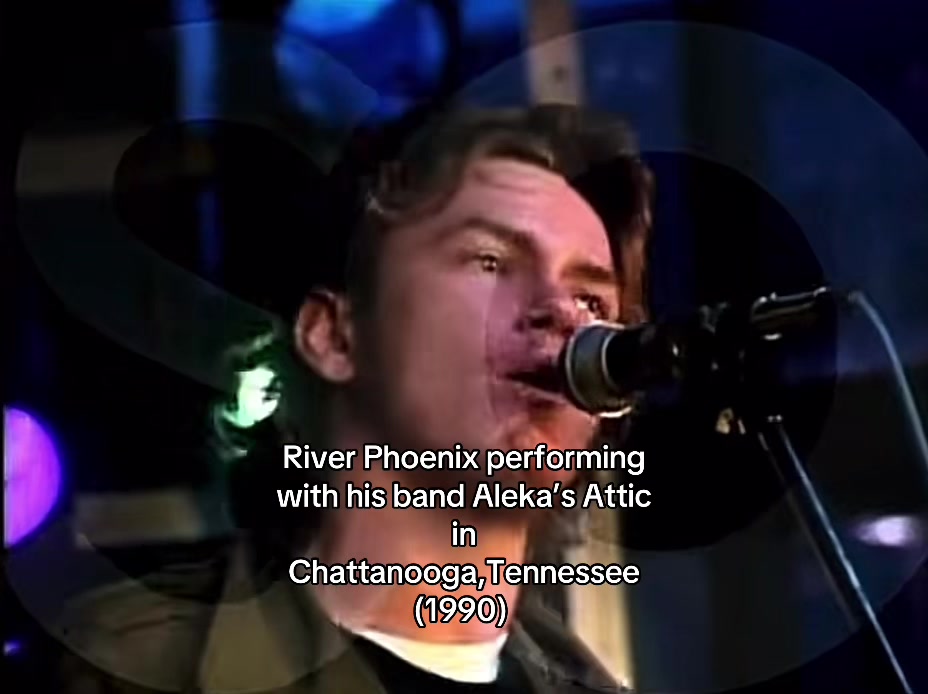 @RiverPhoenixfan