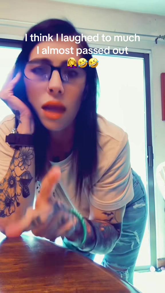 @TattoedcountrygurlKy_606โ