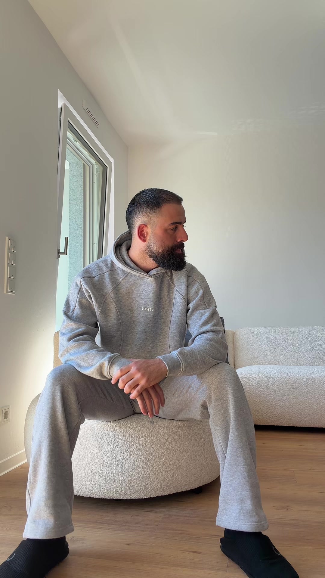 @B A R O 🎙️
