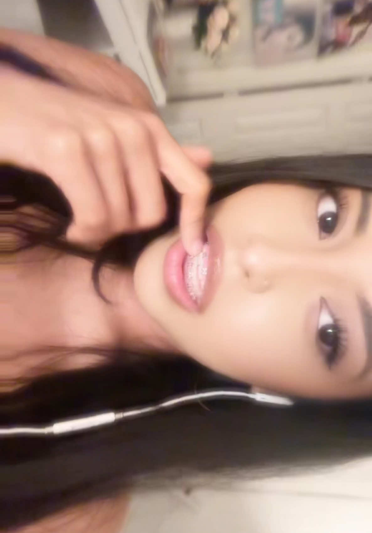 @alexandraꨄ