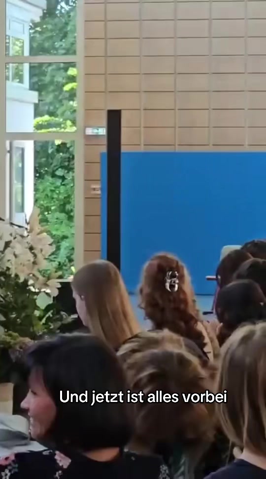 @+40🇹🇩