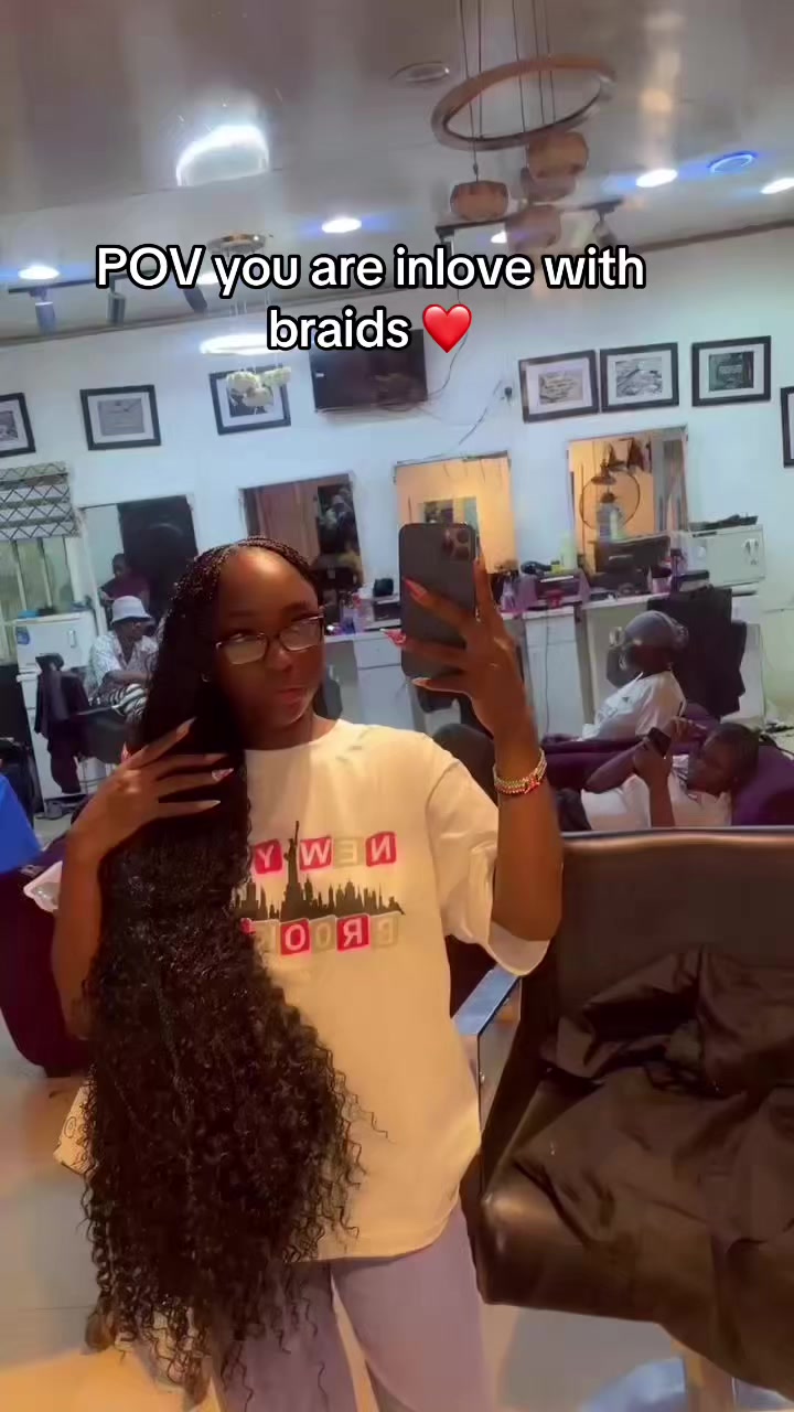 @ashley Odunayo🥰