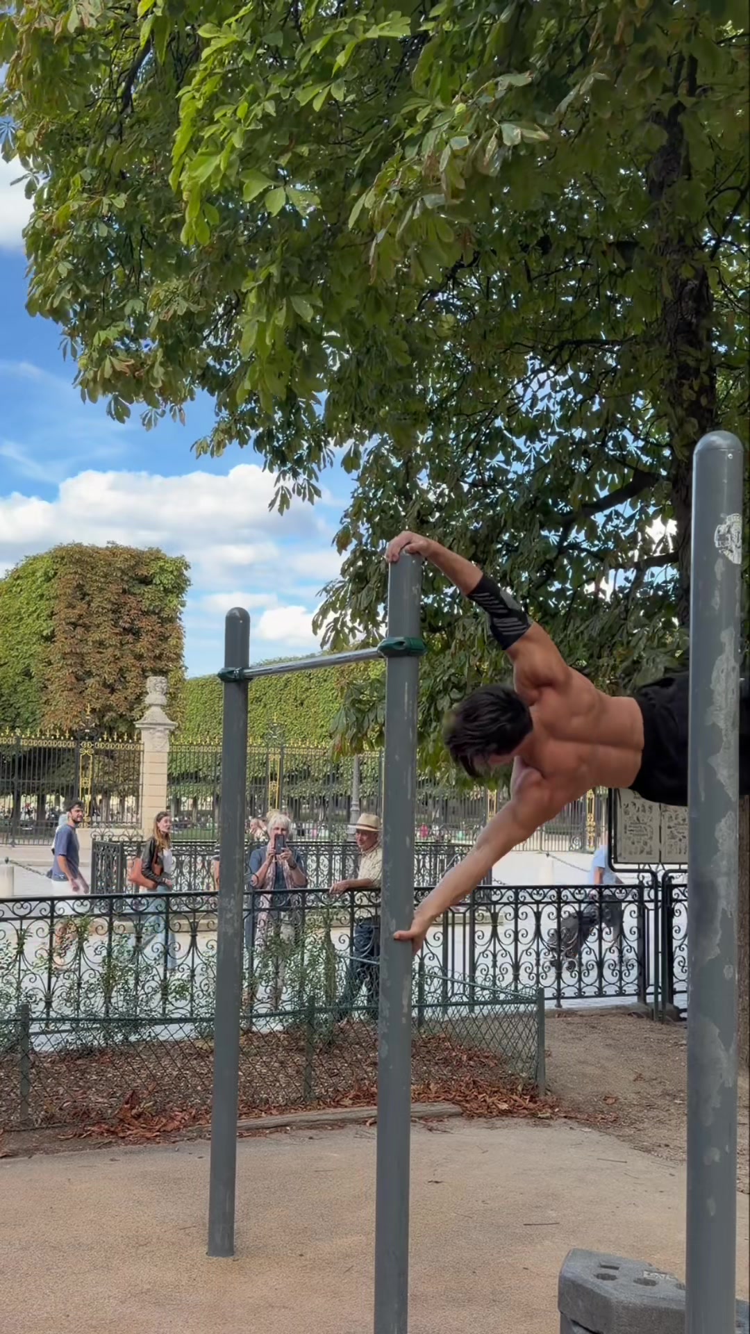 @Baki_calisthenics
