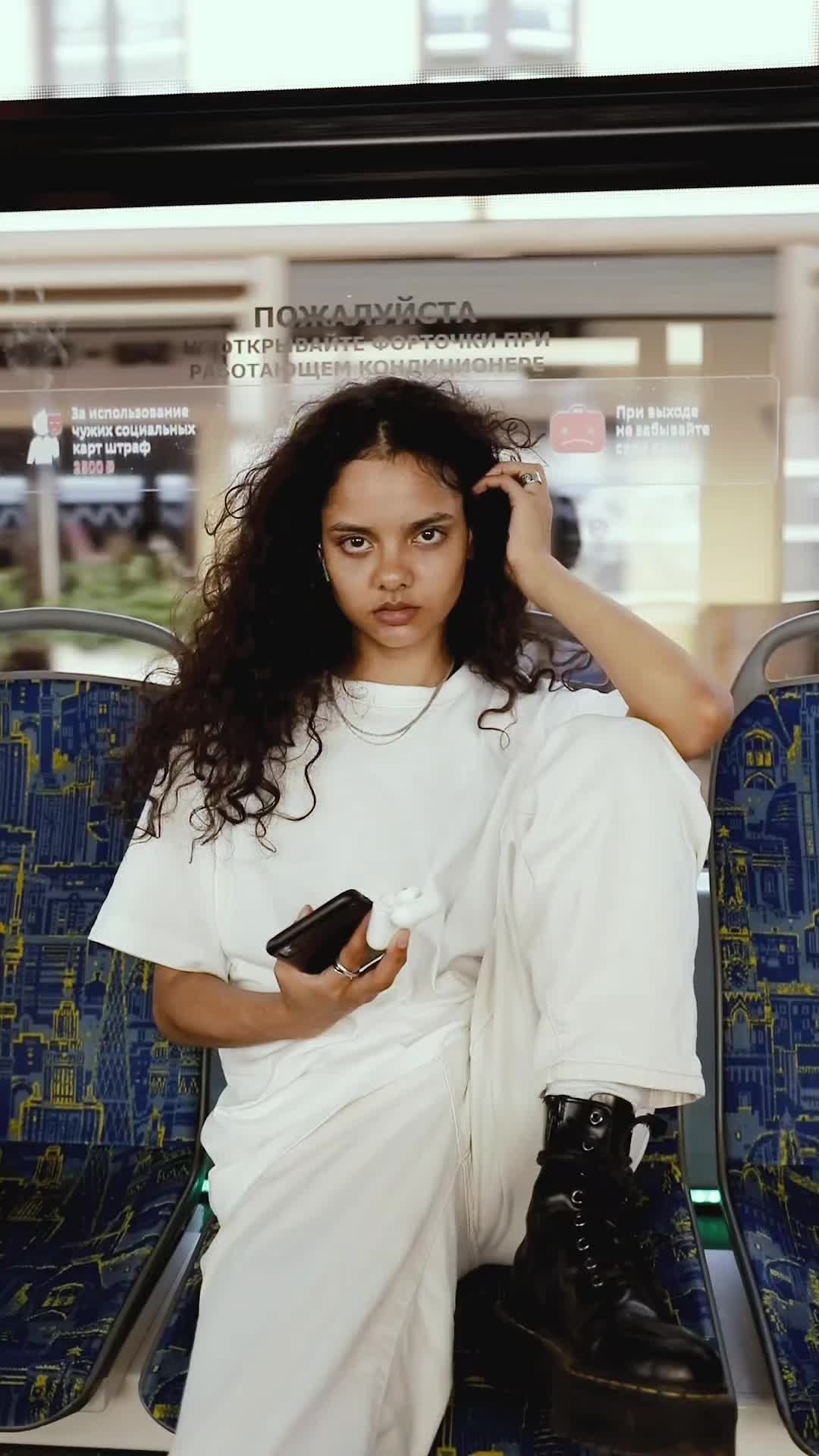 @✦𝓝𝓸𝓽𝓮𝓜𝓮 ♫ ✦