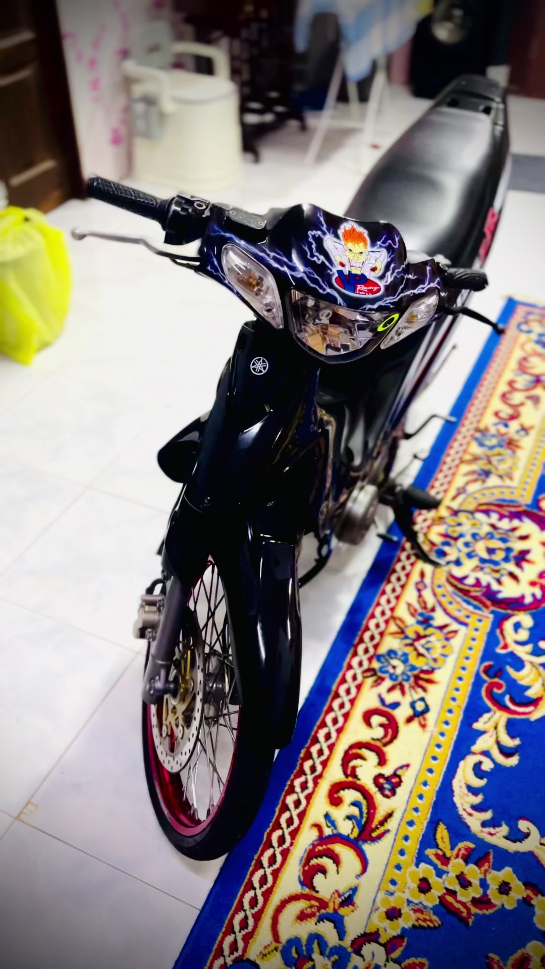 @๐ธ y ๐
o ๐ฟ