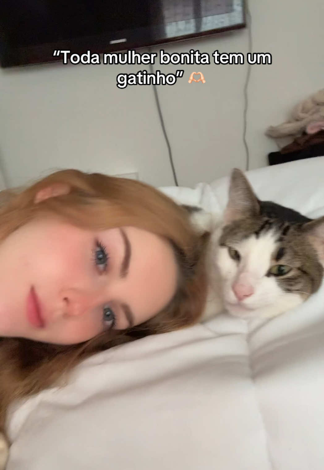 @Biababiv - Bia Fernandes
