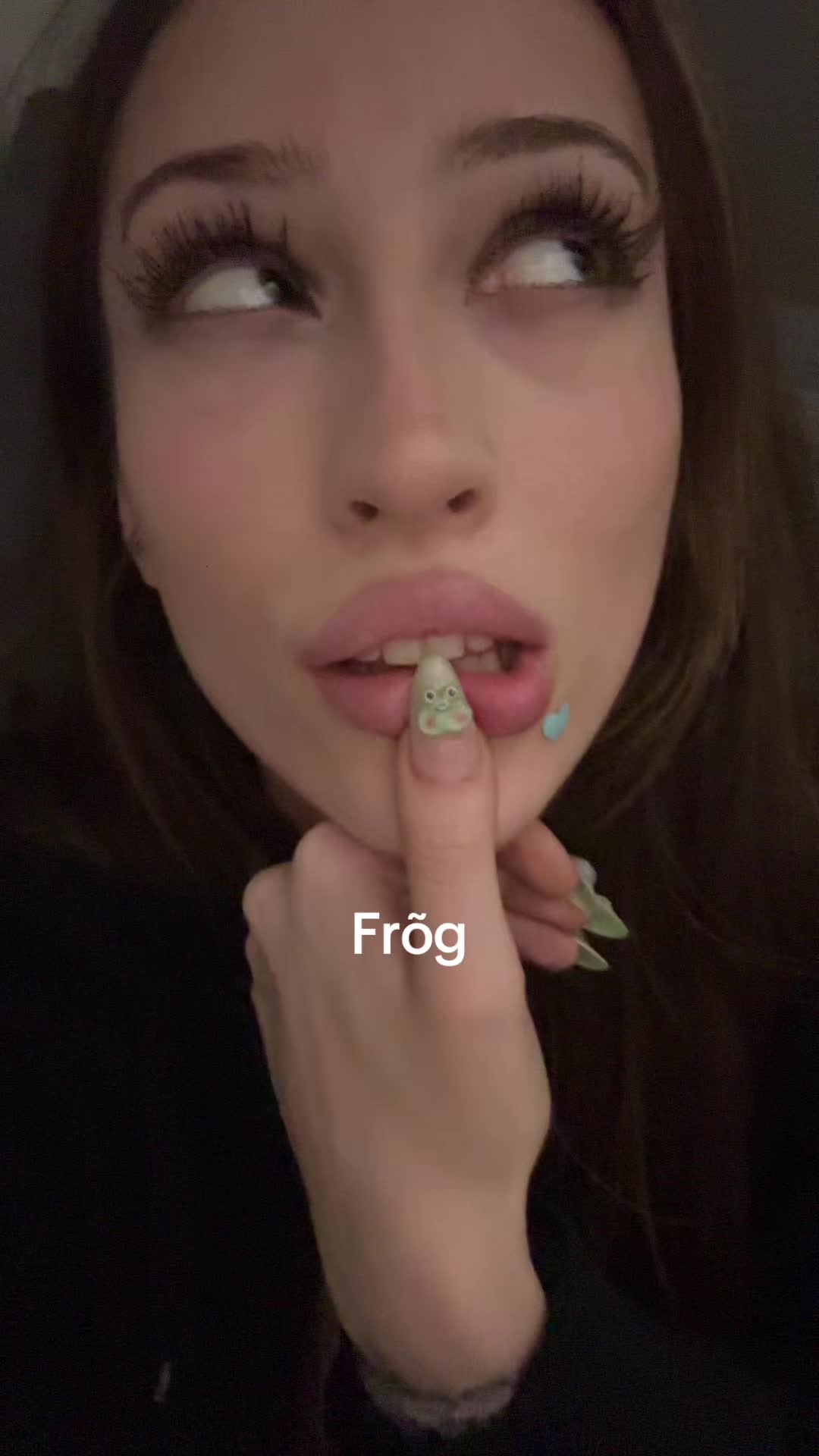 @hellcazlookneon