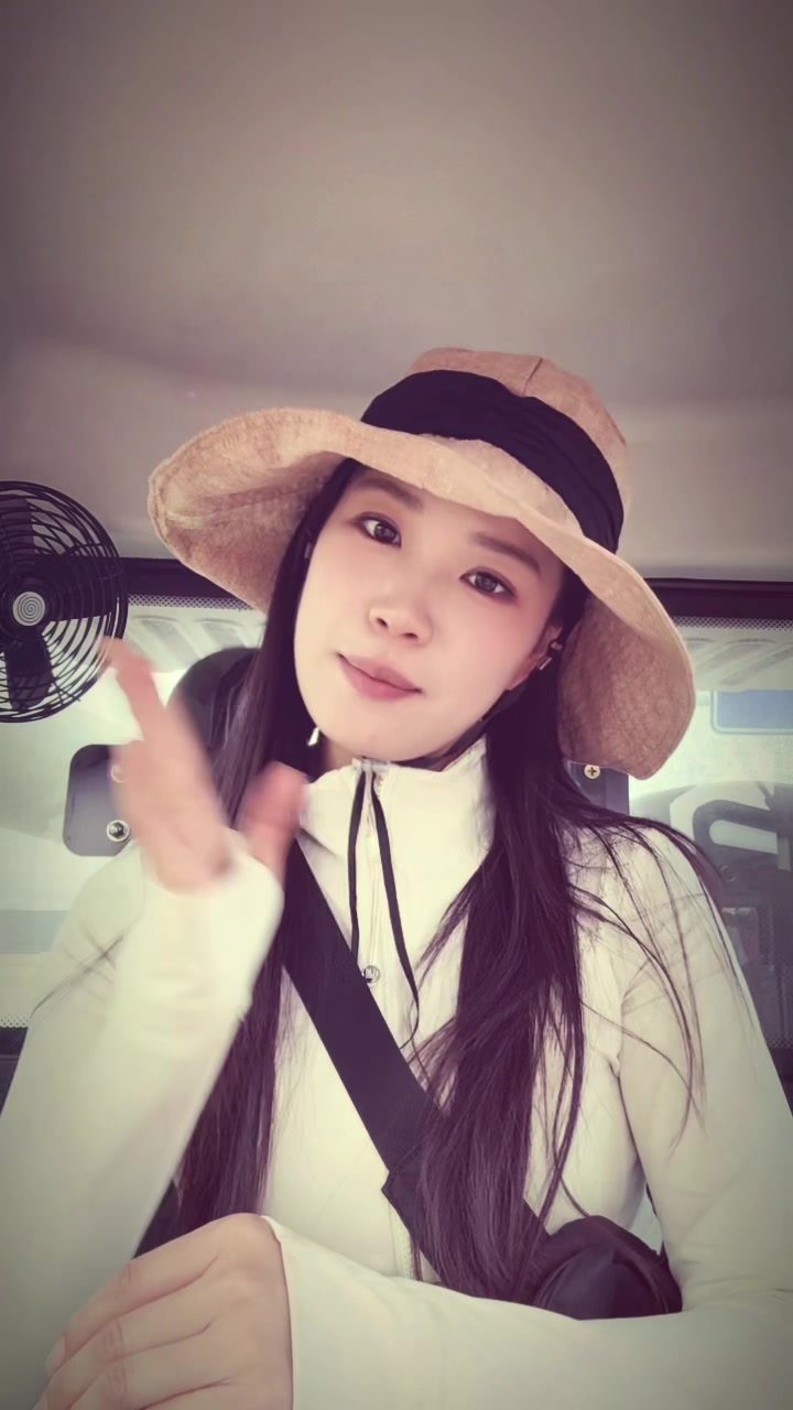 @Nana