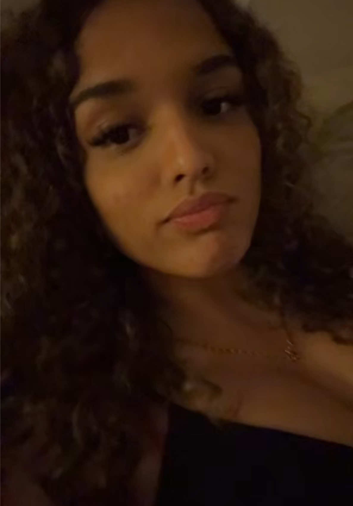 @Desireeeeeeeeeee3