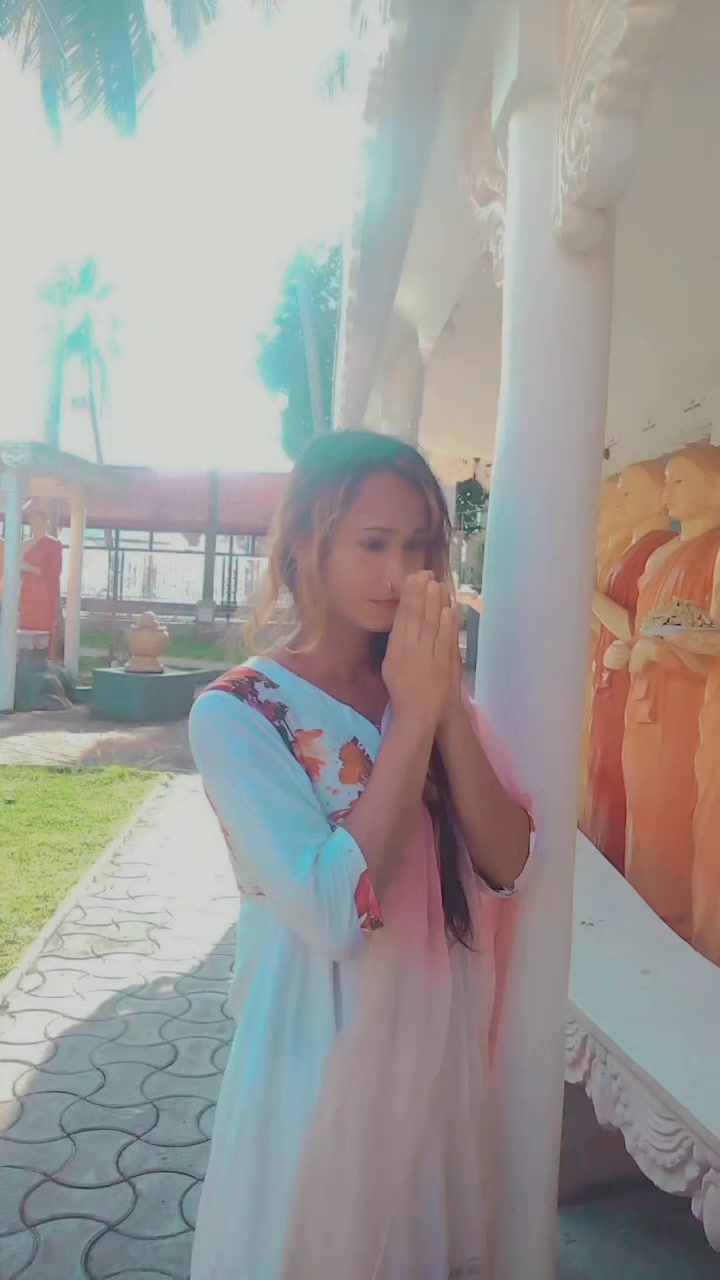 @සන්ජනා සේනානායක