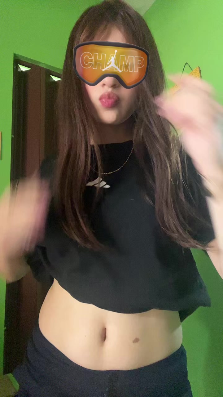 @zahiraocaranza._