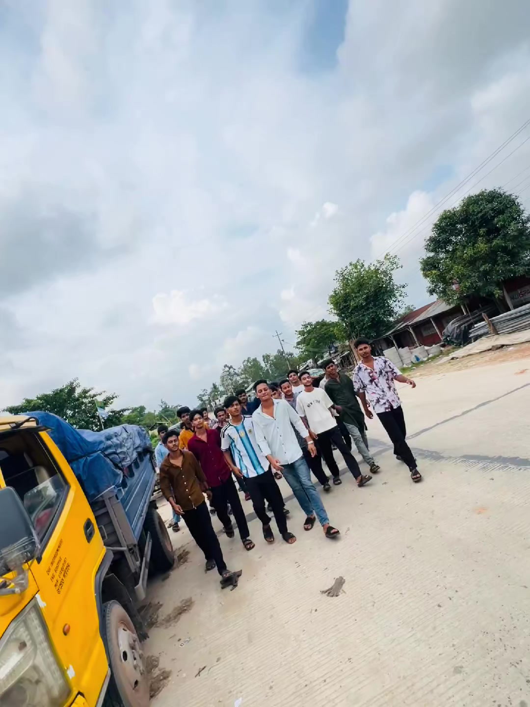 @ S H Rafi 🌪️