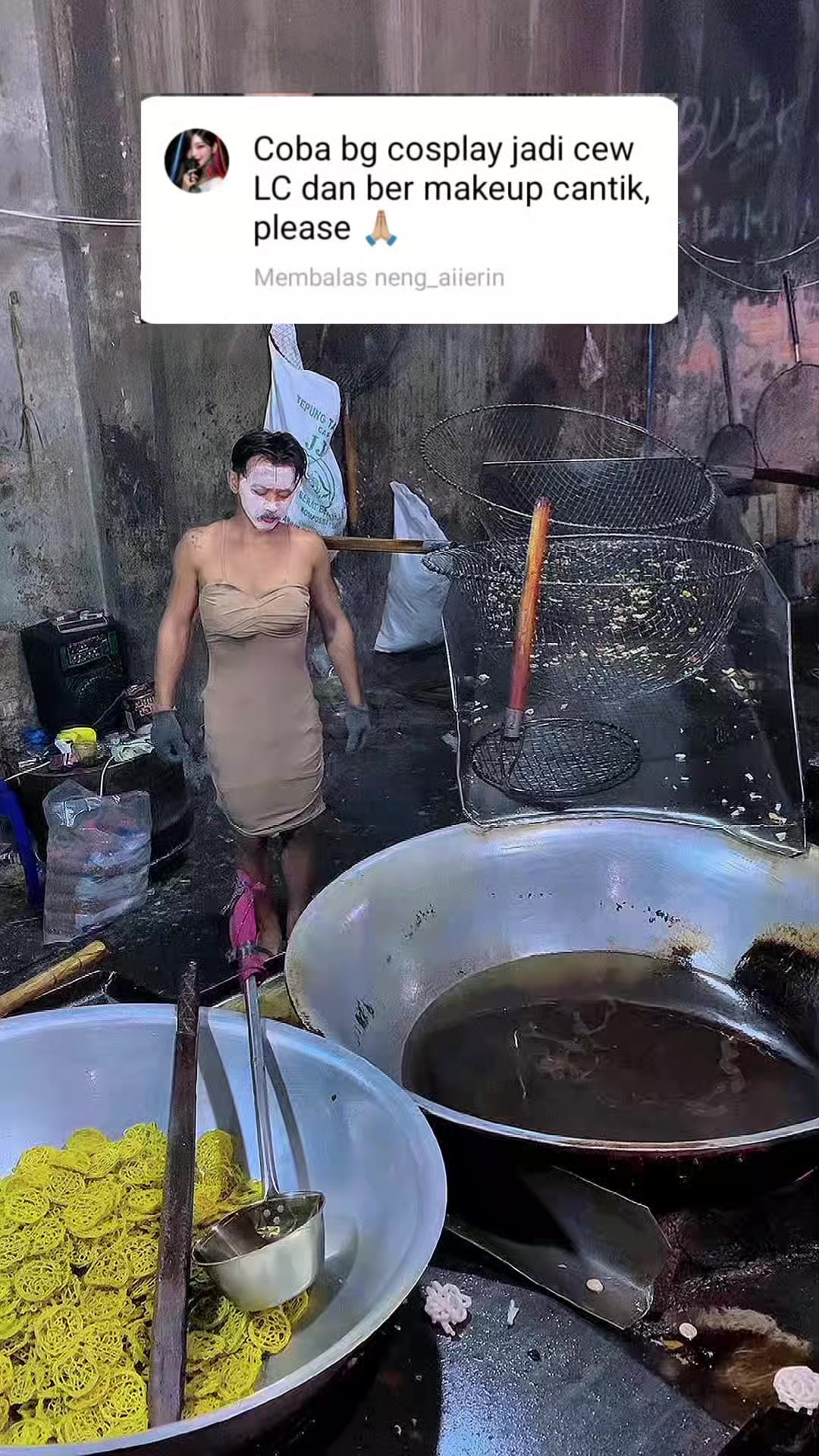 @Kerupuk mang cosplay