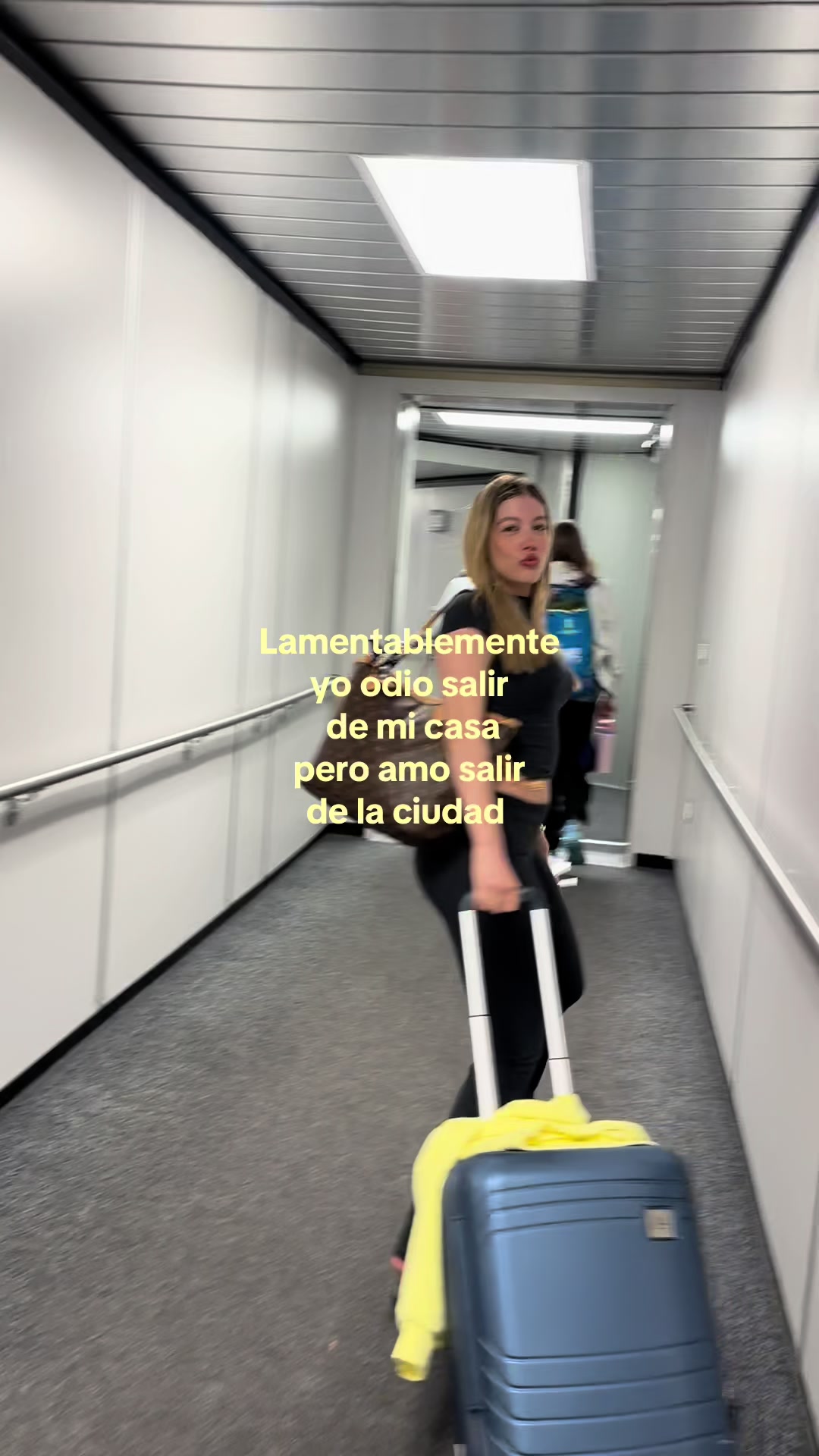 @Danielagallardom
