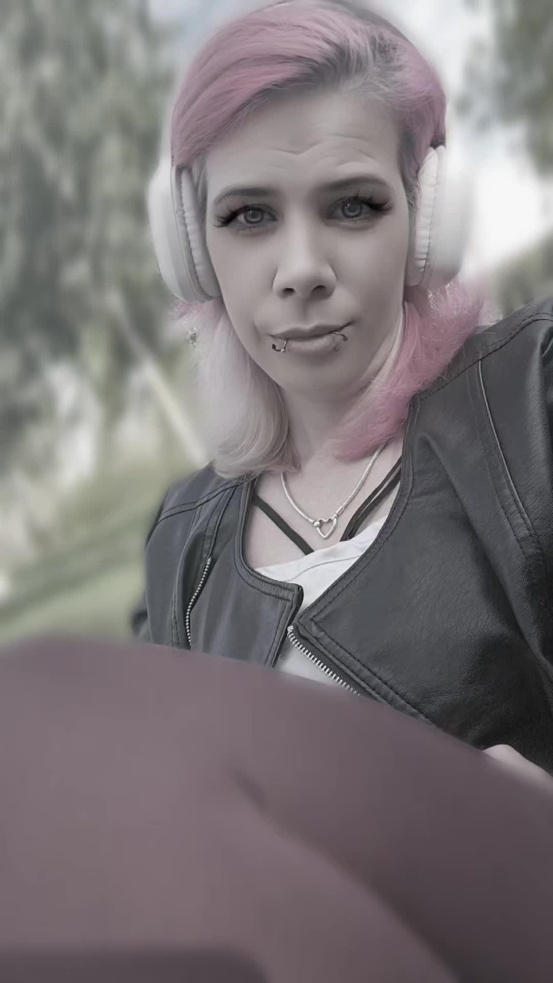 @𝒟ℯ𝓋𝒾𝓁