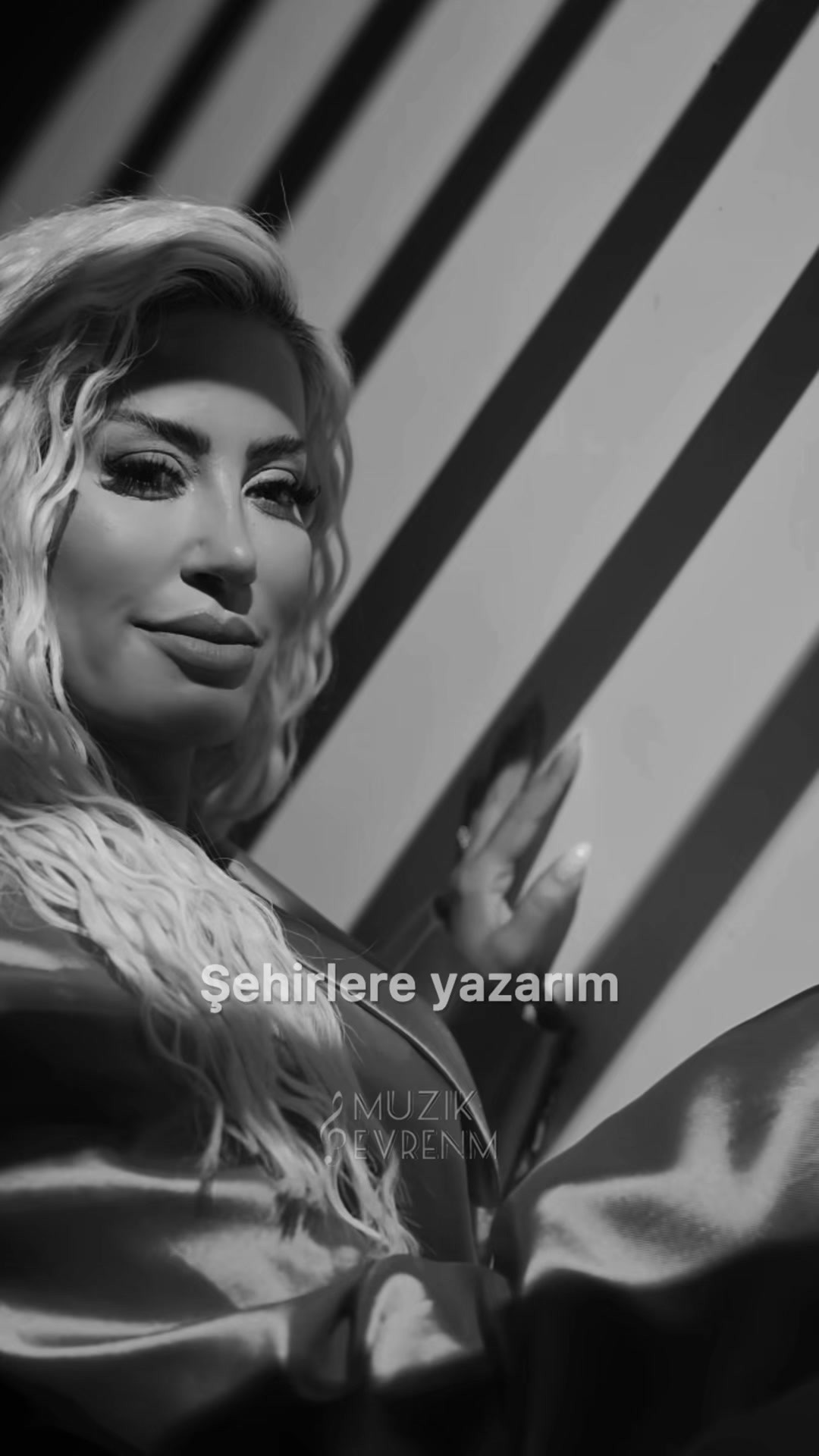 @M&uuml;zik Evrenim