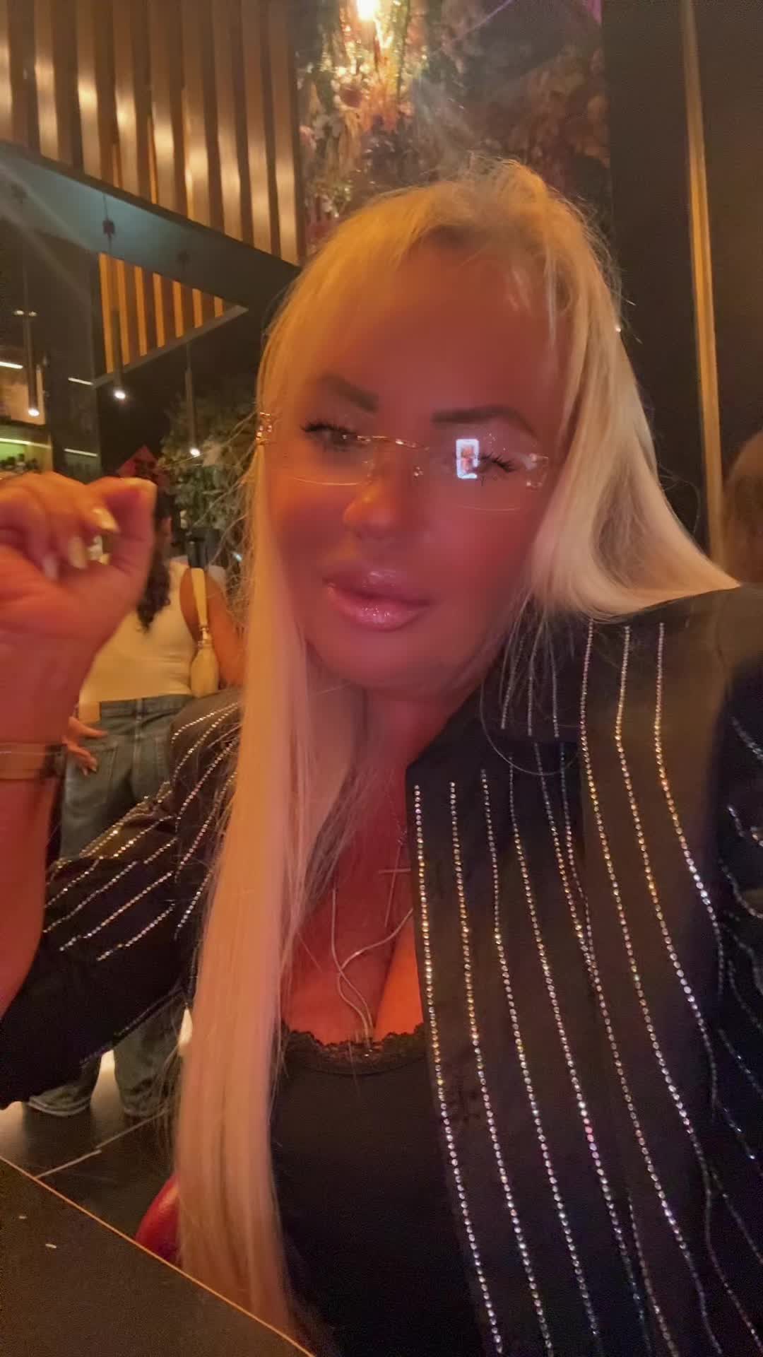 @Angela